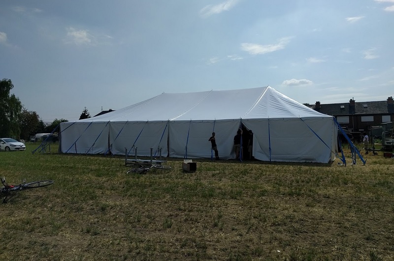 Foto huuritem Volledige nieuwe witte spantent (15m x 20m)